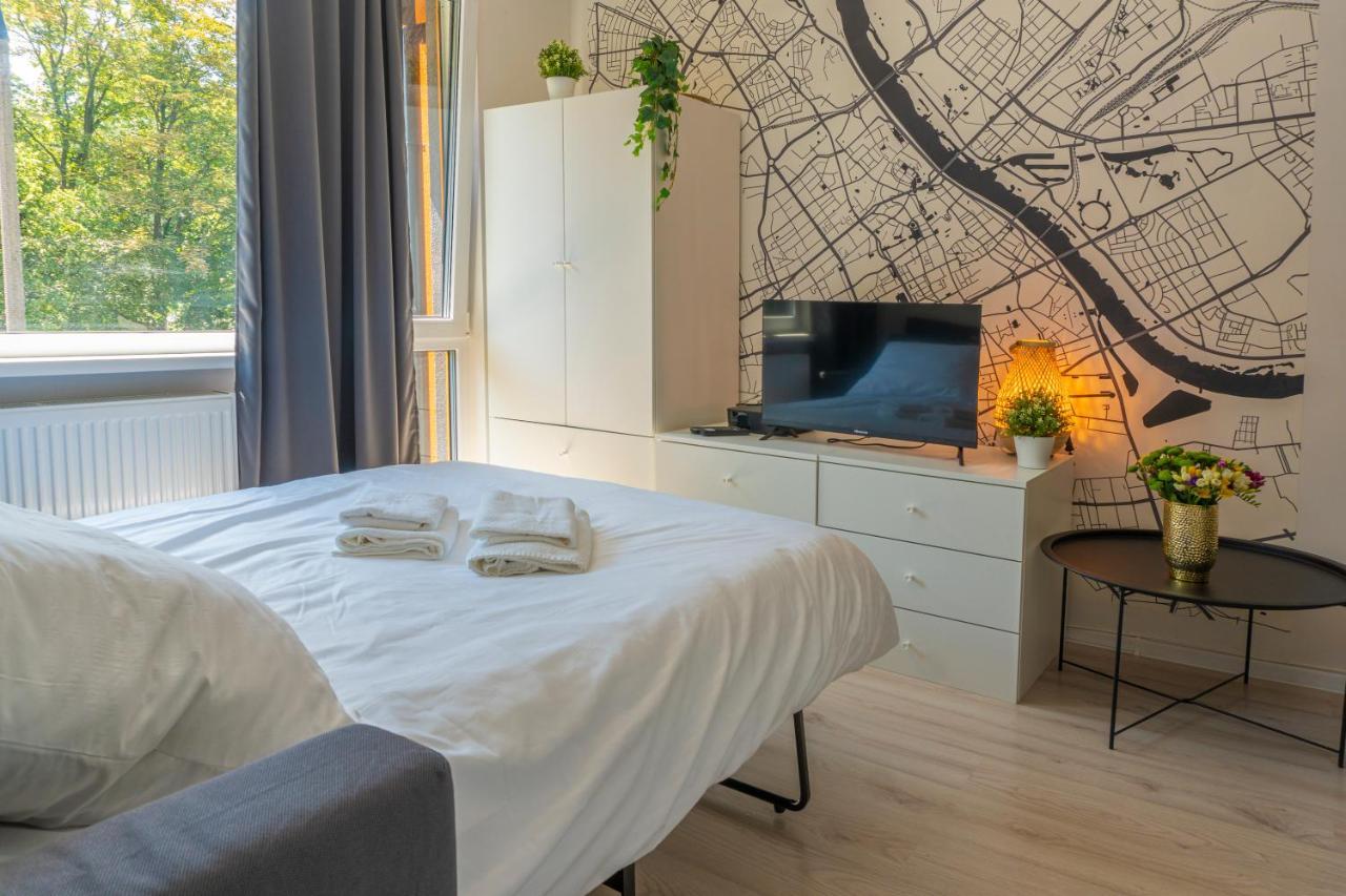 Batorego 18: White Oasis Near Metro And National Park * Warsaw